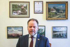 «Наш язык – безусловный памятник»