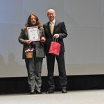 Награду получила президент НКО "Память" Юлия Эггер (Австрия)