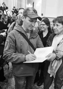 На встрече с читателями в Москве