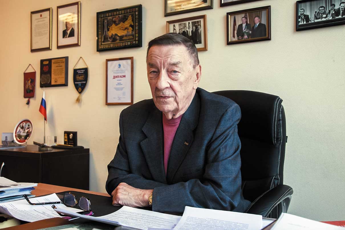 Сергей Парамонов