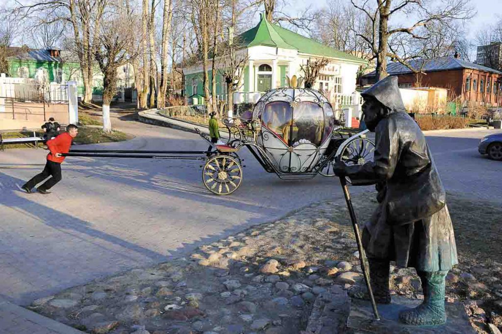 Центр Дмитрова уютен в лучшем, провинциальном смысле слова