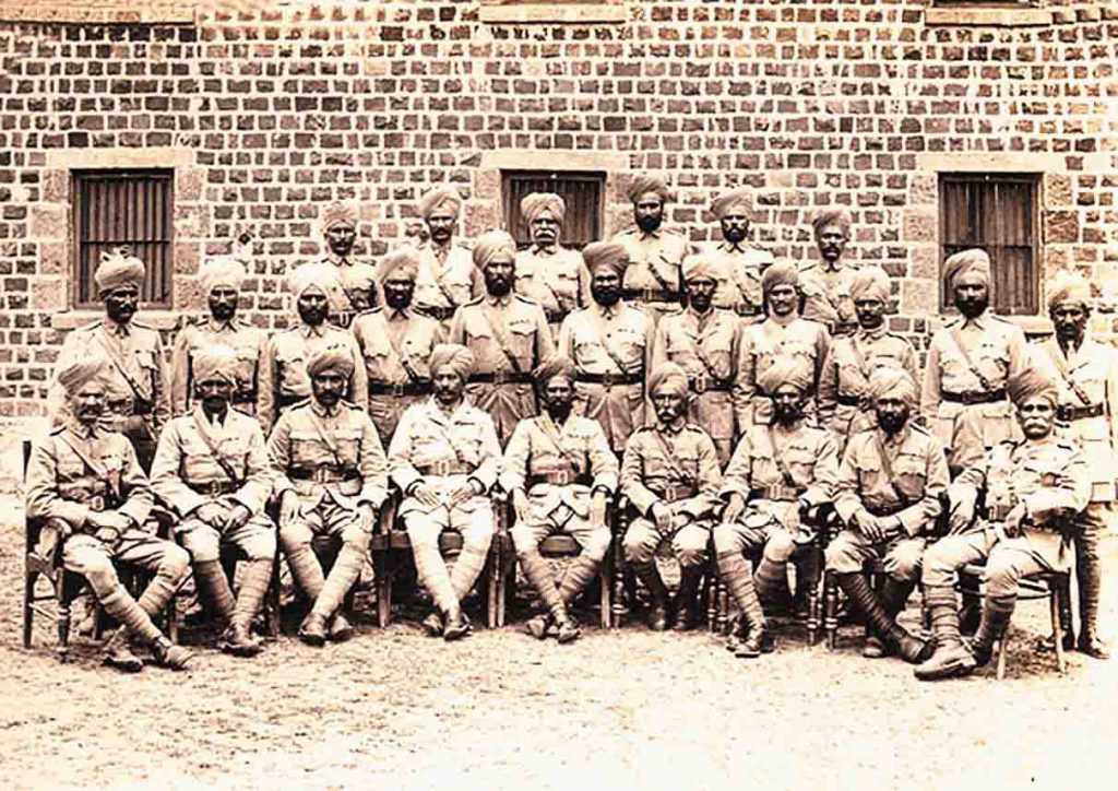 Индийские офицеры 91-го пенджабского батальона (легкой пехоты). Пуна