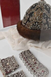 Шапка, ожерелок и запястья к костюму Евдокии Лопухиной . Киностудия им. А. Горького