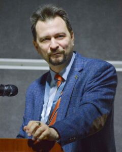 Ведущий научный сотрудник социологического центра РАН Кирилл Подъячев