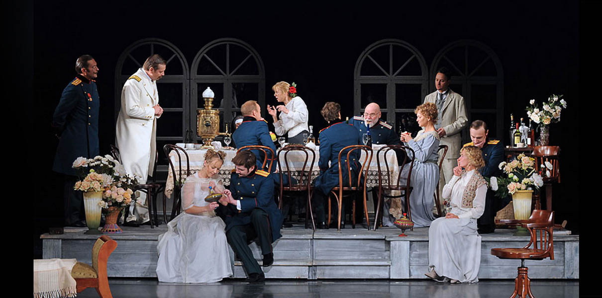 Пьеса Чехова "Три сестры"