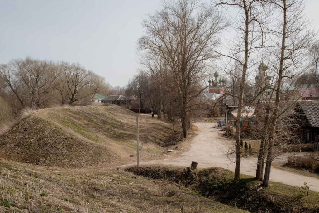 Переславль-Залесский. Остатки крепостных валов
