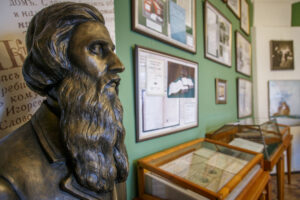 «Счастливый дом» на Пресне