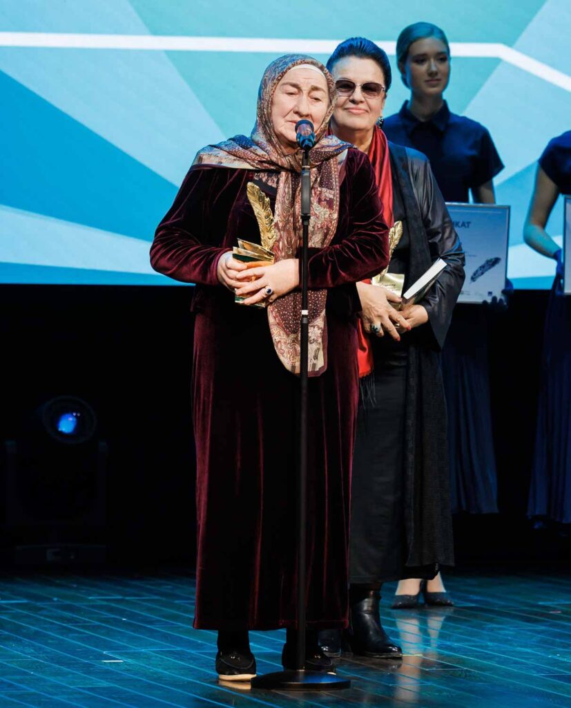 Номинация "Художественный перевод", категория "Мастер": Марина Ахмедова-Колюбакина, перевод с аварского книги Залму Батировой "Хунзахская ханша: Трагедия", МедиаДом "Век Дагестана", 2025 год