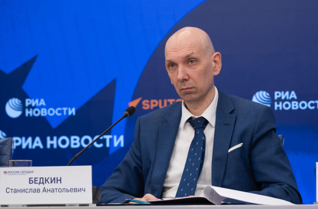 Станислав Бедкин. Пресс-концеренция ко Дню родного языка. Фото: Андрей Сидельников