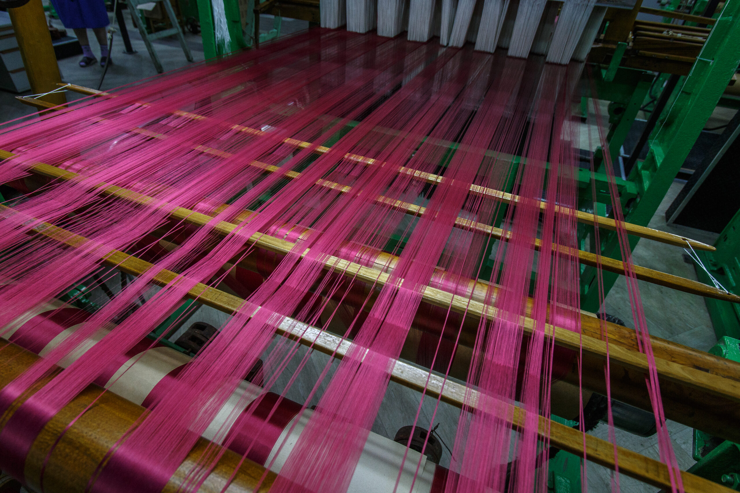 Шелковые нити