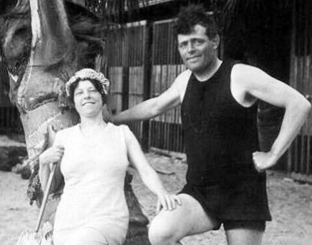 Джек Лондон со второй женой, Чармиан Киттридж, на Гавайских островах