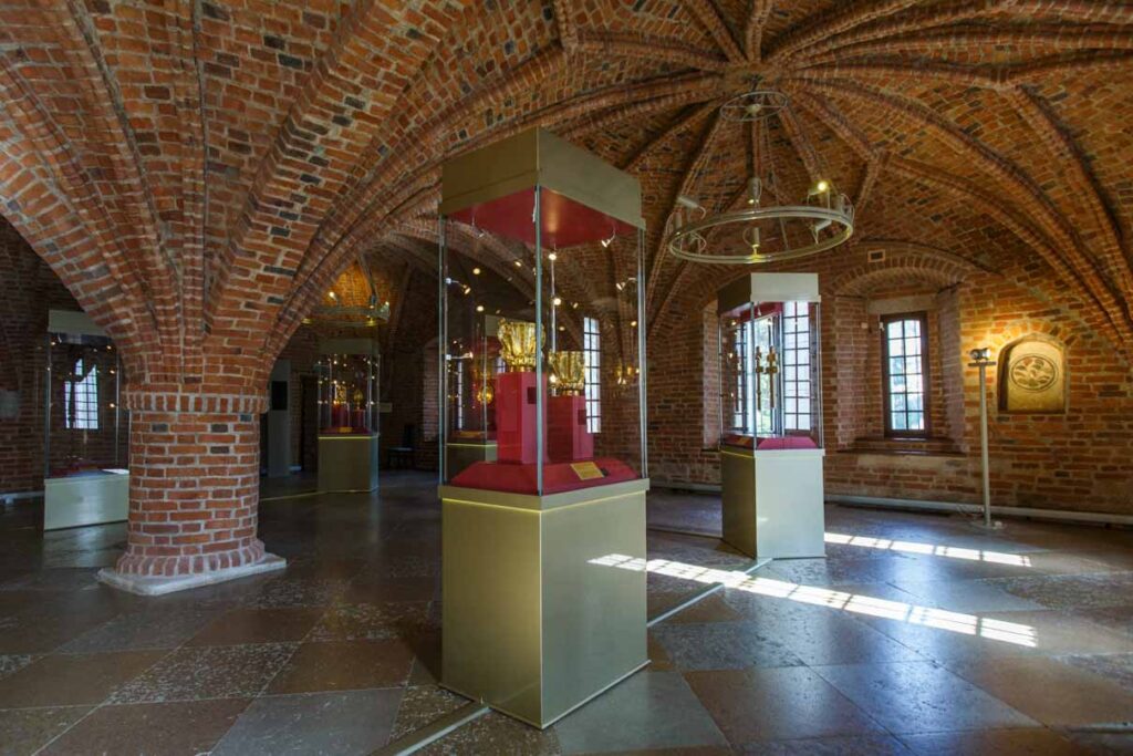 Главный зал Владычной (Грановитой) палаты. Великий Новгород