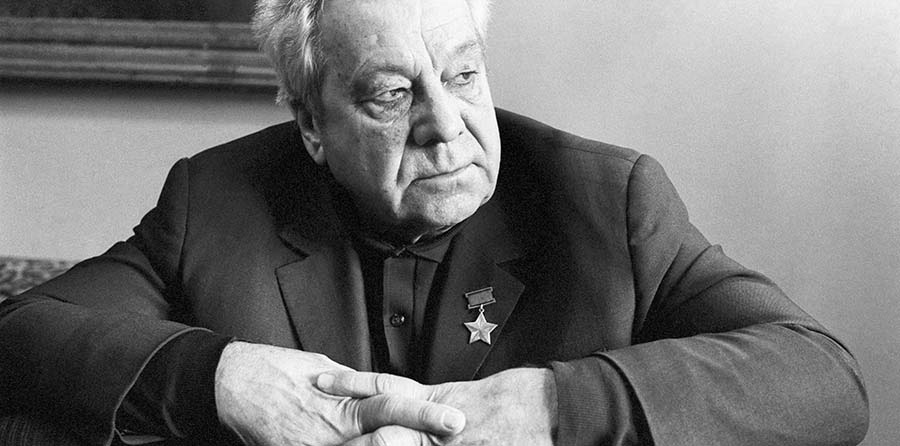 Анатолий Ляпидевский