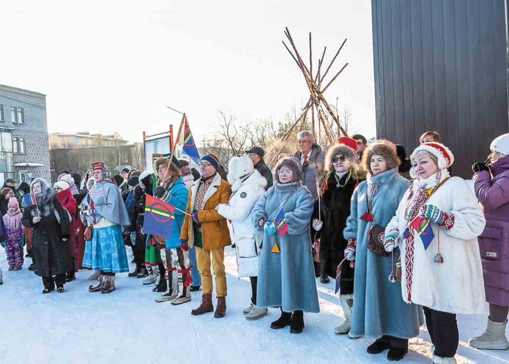 On February 6, the residents of Lovozero celebrate International Sámi Day.