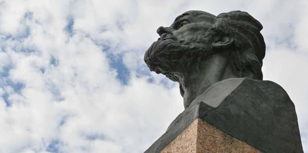 Бюст Константина Циолковского. Фото: Андрей Семашко