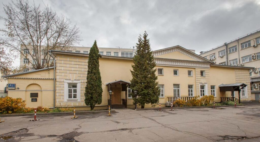 La maison qu’habitait Vladimir Ivanovitch a été transformée au point de devenir méconnaissable