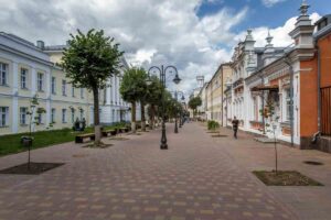 В Смоленске хватает пешеходных улиц, пройтись по улице Маяковского особенно приятно