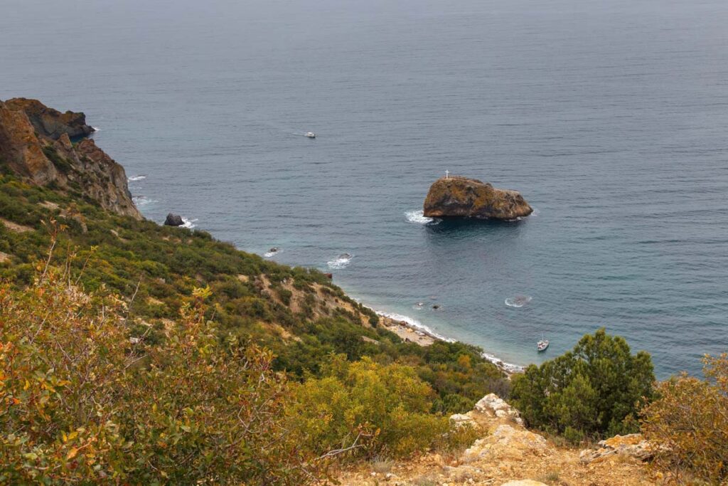 Георгиевская скала в Черном море
