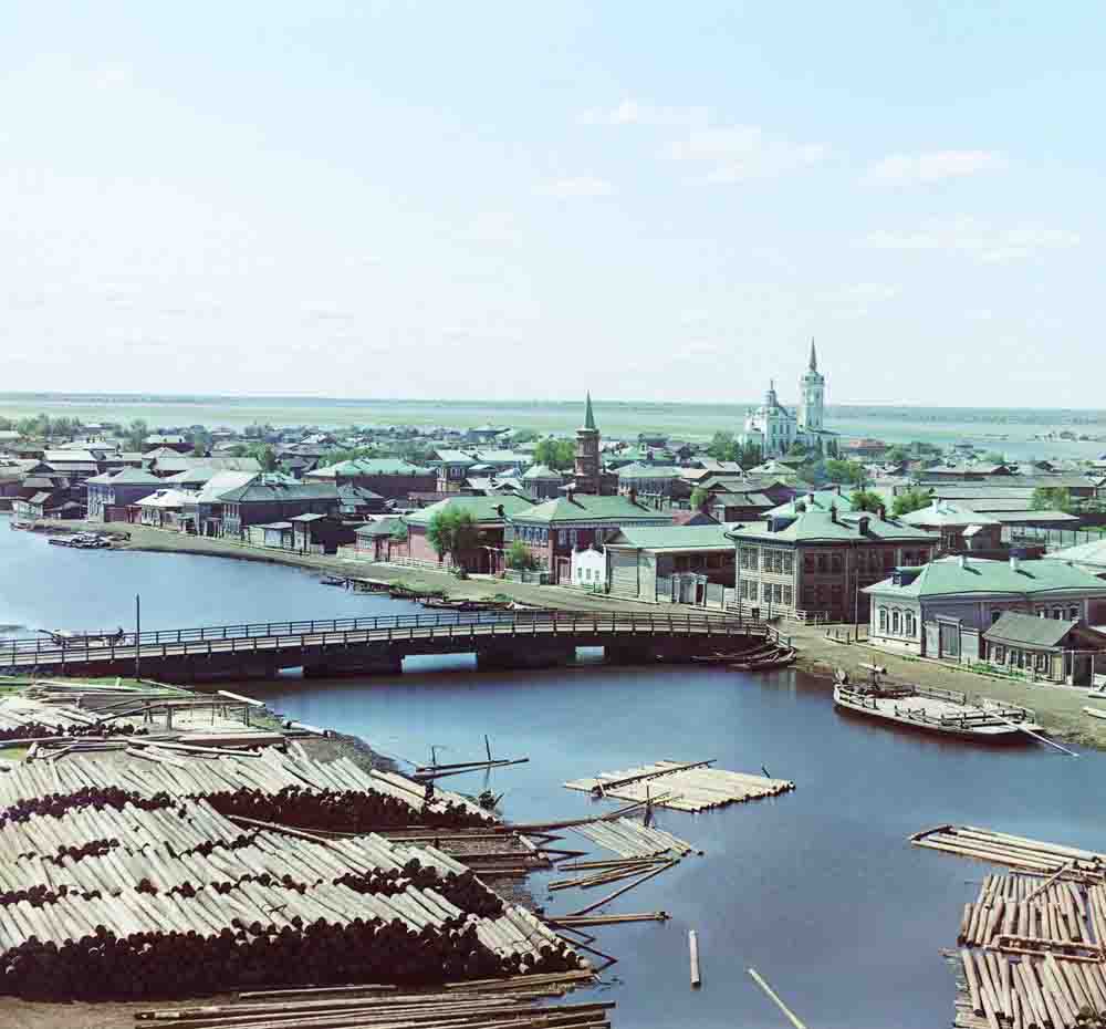 Вид на Тобольск с колокольни Преображенской церкви. 1912 год. Фото: Сергей Прокудин-Горский