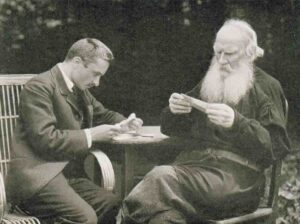 L. N. Tolstói con su asistente V. O. Bulgákov. 1909.